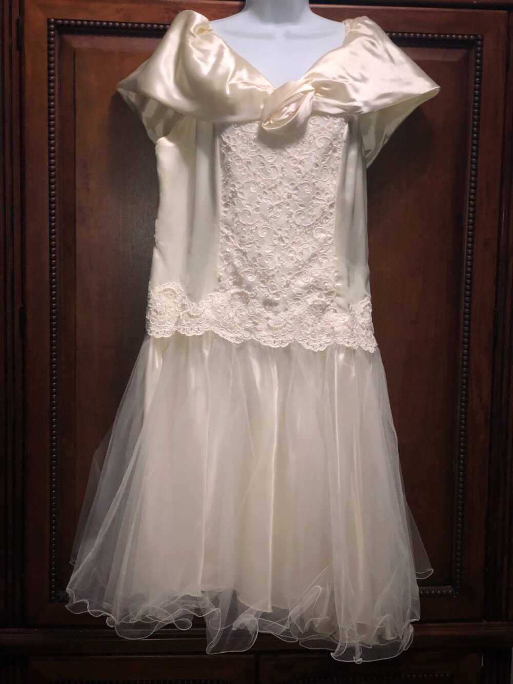 Vintage 80s 90s Tea Length Wedding Dress Satin Tulle Midi Bridal Gown Bow White